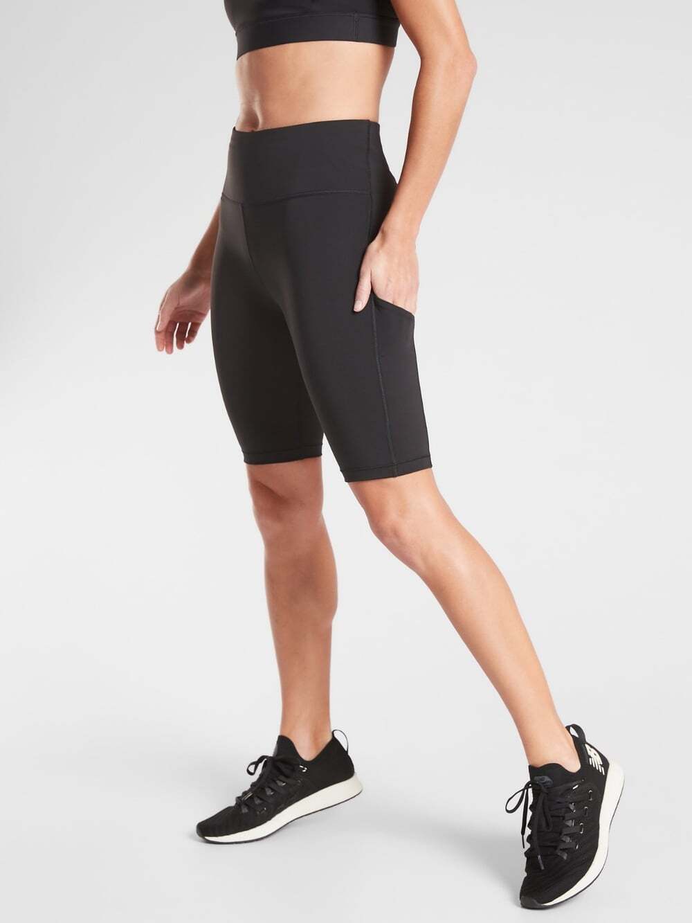 Athleta Ultimate Stash 9” Inseam Women's Size XXS Black Stretch Bike Shorts NWT